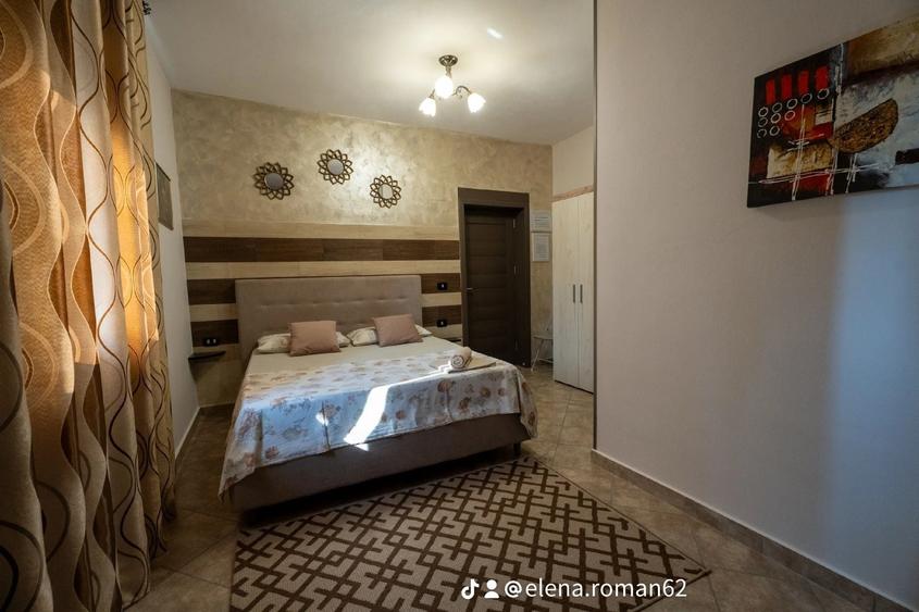 Casă cu 4 camere cu Teren 250 Mp în Central