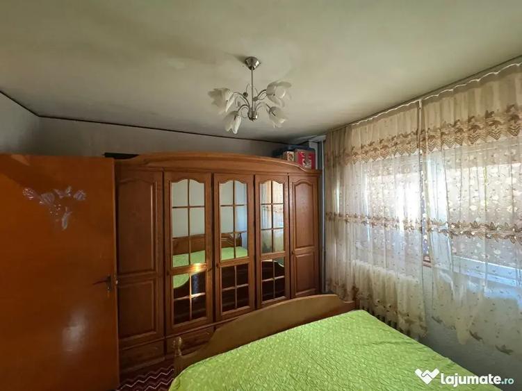 Apartament cu 2 camere decomandat în Obor