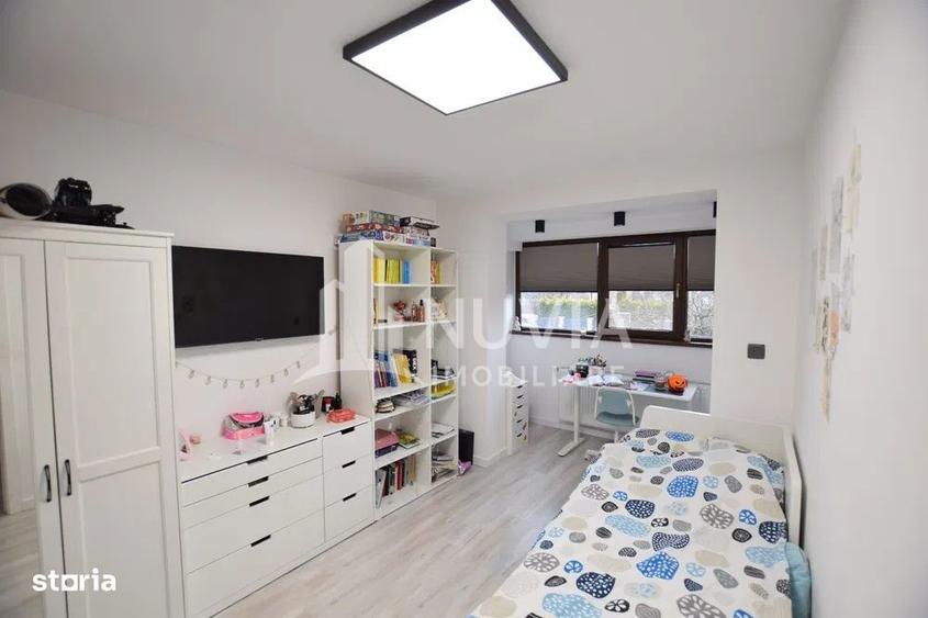 Casă cu 4 camere cu Teren 235 Mp în Central