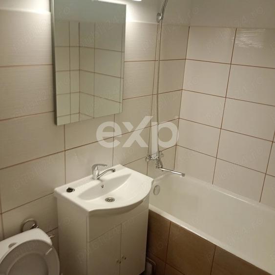 Apartament cu 2 camere semidecomandat, mobilat în Calea București
