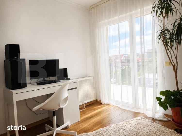 Apartament cu 4 camere decomandat în Între Lacuri