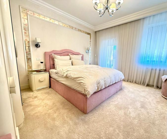 Casă individuală cu 6 camere cu Piscina în Pipera