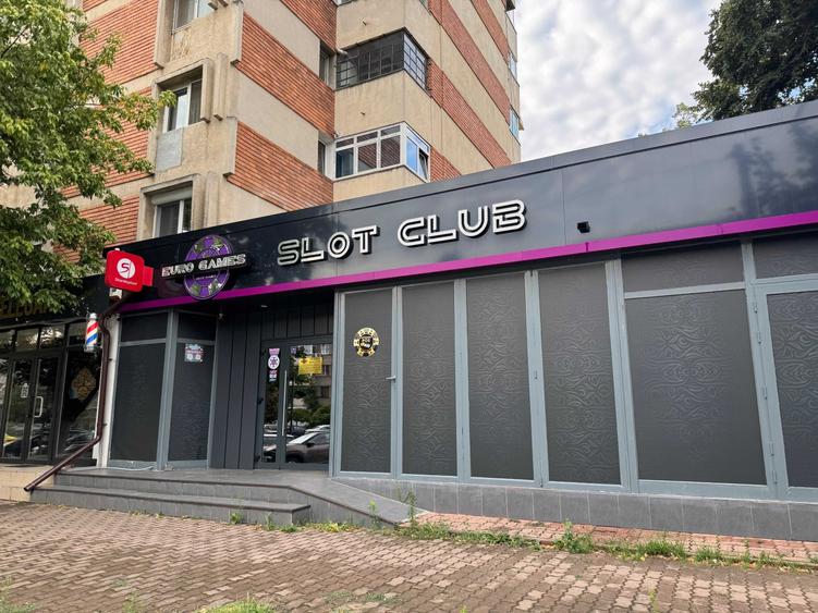 Spațiu comercial, de 50 mp, în Calea București