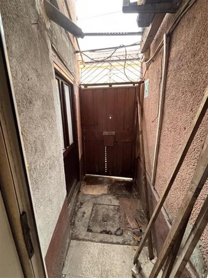 Spațiu comercial, de 200 mp, în Decebal