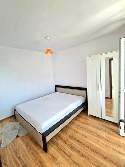 Apartament 3 camere, amenajat, centrala proprie - 3