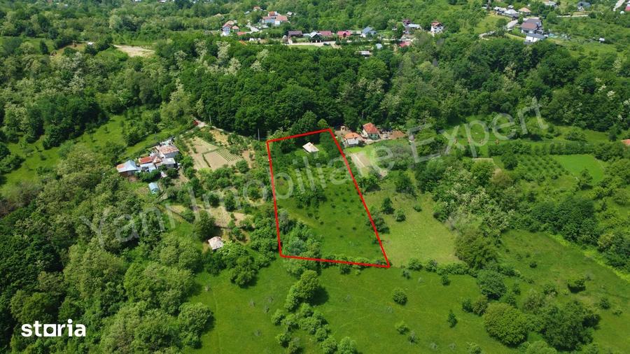 Casă cu 2 camere cu Teren 4105 Mp în Valea Iașului