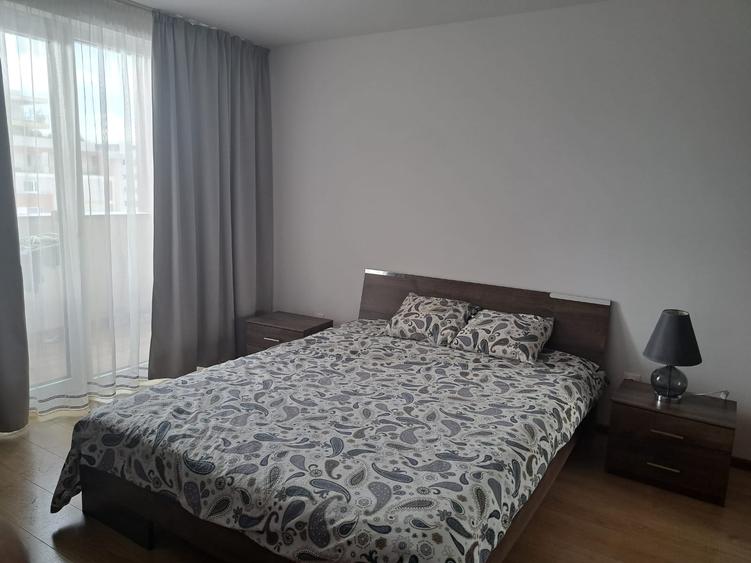 Apartament cu 2 camere decomandat în Tractorul — fotografia 3
