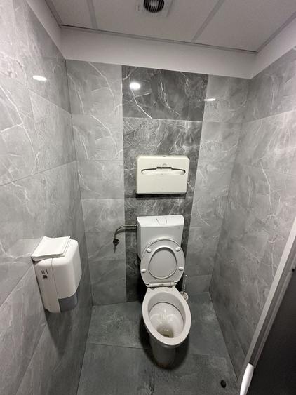 Spațiu comercial, de 200 mp, în Central