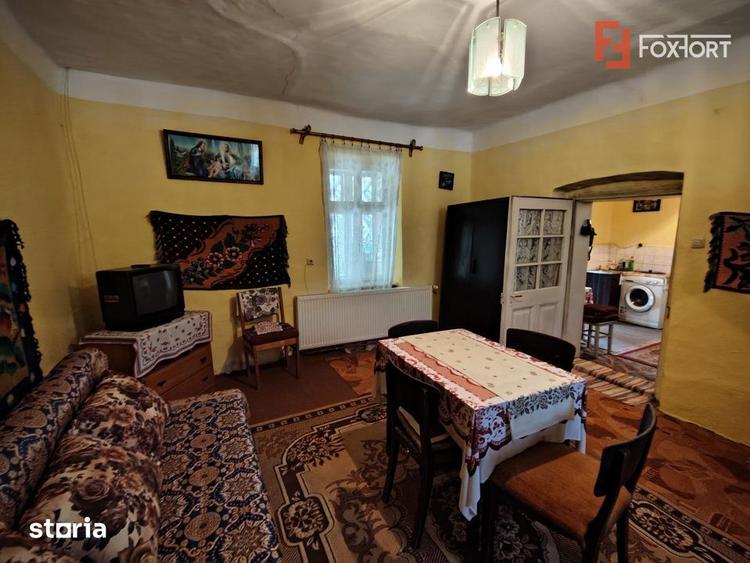 Casă cu 3 camere cu Teren 574 Mp în Est
