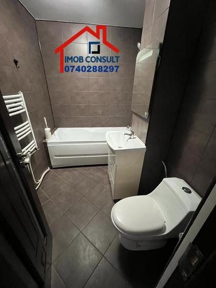 Apartament cu 3 camere decomandat în Bistrița Lac