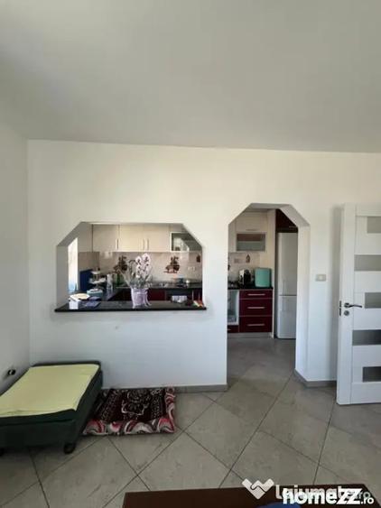 Casă cu 3 camere cu Teren 1000 Mp în Central