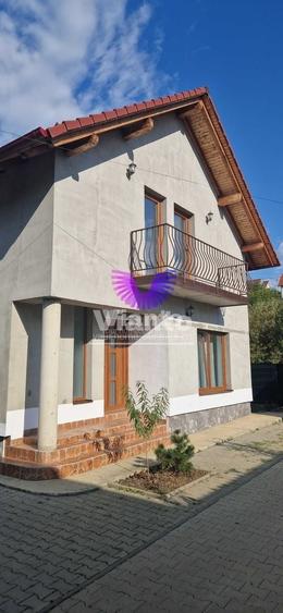 Casă individuală cu 3 camere cu Canalizare în Valea Aurie