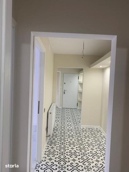 Apartament cu 3 camere decomandat în Girocului