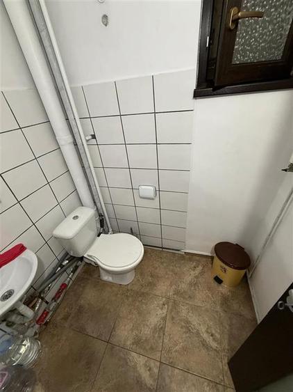 Apartament cu 3 camere decomandat în Hala Centrală