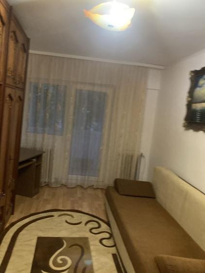 Apartament cu 2 camere decomandat în Ștefan cel Mare