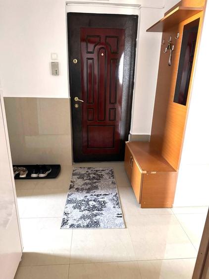 🏡 Închiriez Apartament cu 2 camere , loc de parcare, 250 m metrou Titan - 8