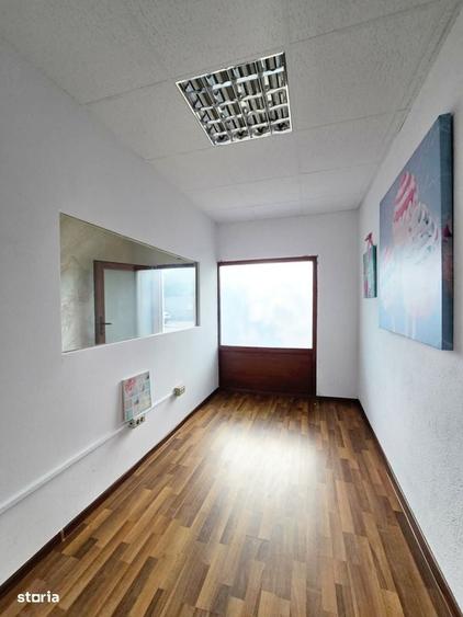 Spațiu comercial, de 120 mp, în Bujac