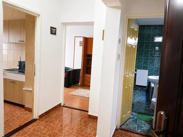 Apartament cu 2 camere decomandat în Central