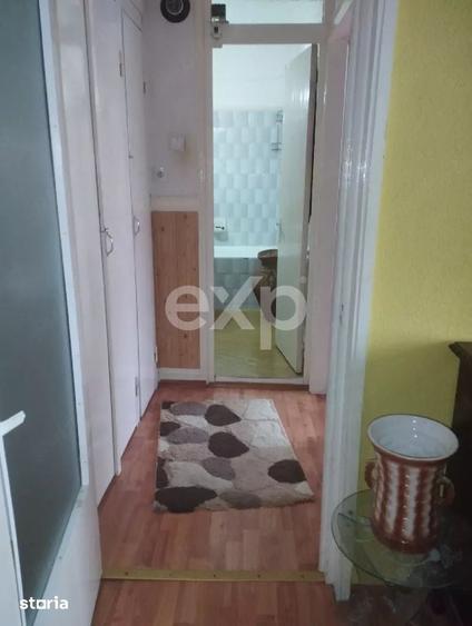 Apartament cu 2 camere semidecomandat în Prundu