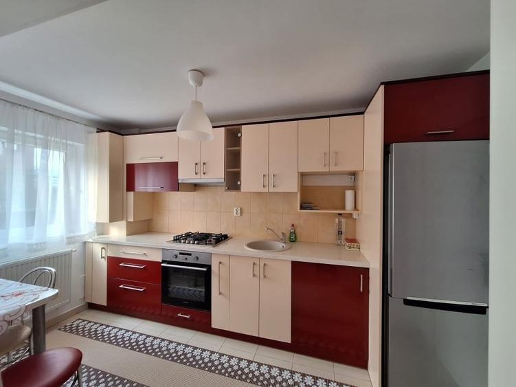 Apartament cu 2 camere decomandat, mobilat în Bună Ziua