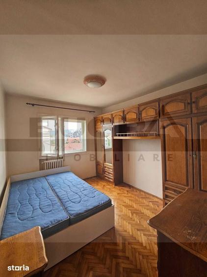 Apartament cu 3 camere decomandat în Între Lacuri