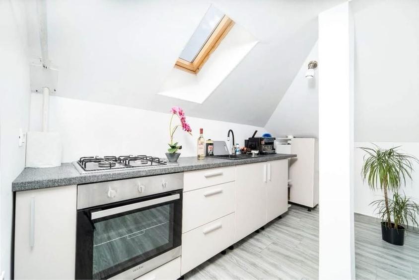 Apartament cu 2 camere decomandat în Giroc