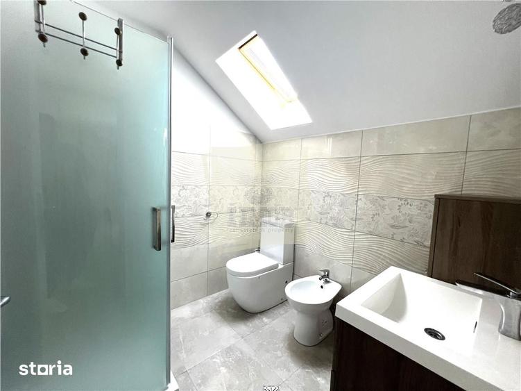 Casă cu 5 camere cu Teren 300 Mp în Central