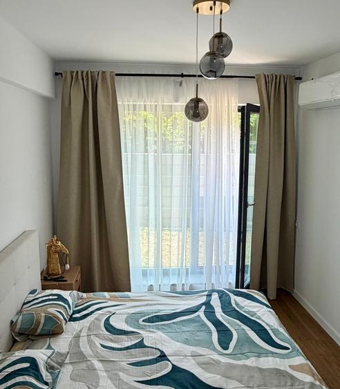 Apartament cu 2 camere semidecomandat în Vatra Luminoasă