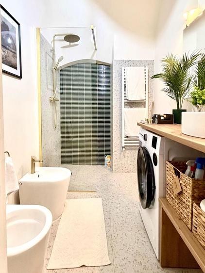Apartament cu 2 camere decomandat, mobilat în P-ța Unirii