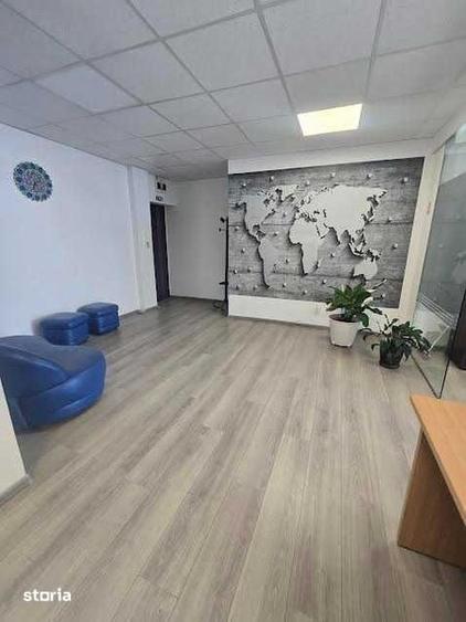 Apartament cu 4 camere în Mărăști