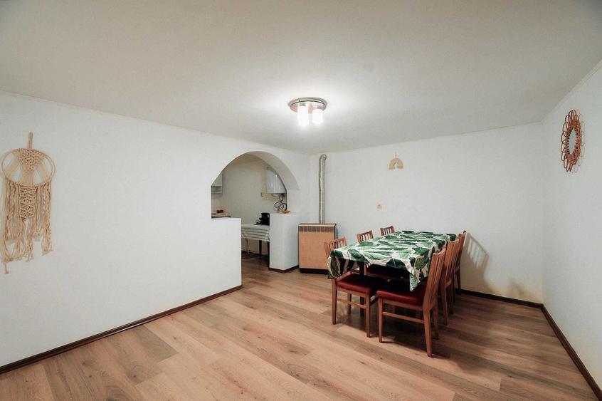 Casă cu 4 camere în Bălcaciu