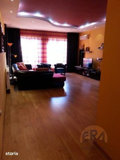 Casă cu 6 camere cu Teren 1500 Mp în Sânmartin