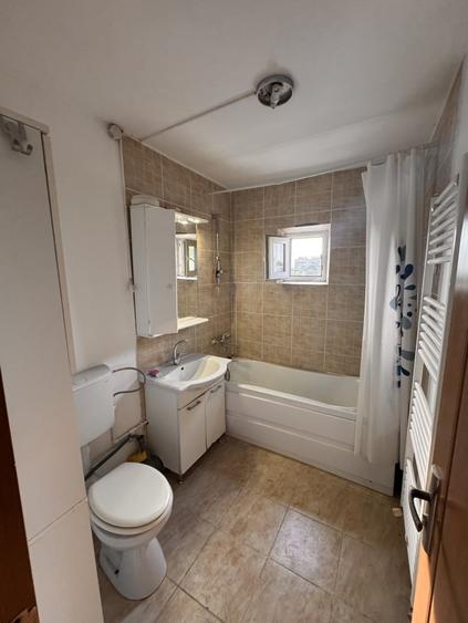 Apartament cu 2 camere decomandat în Gării
