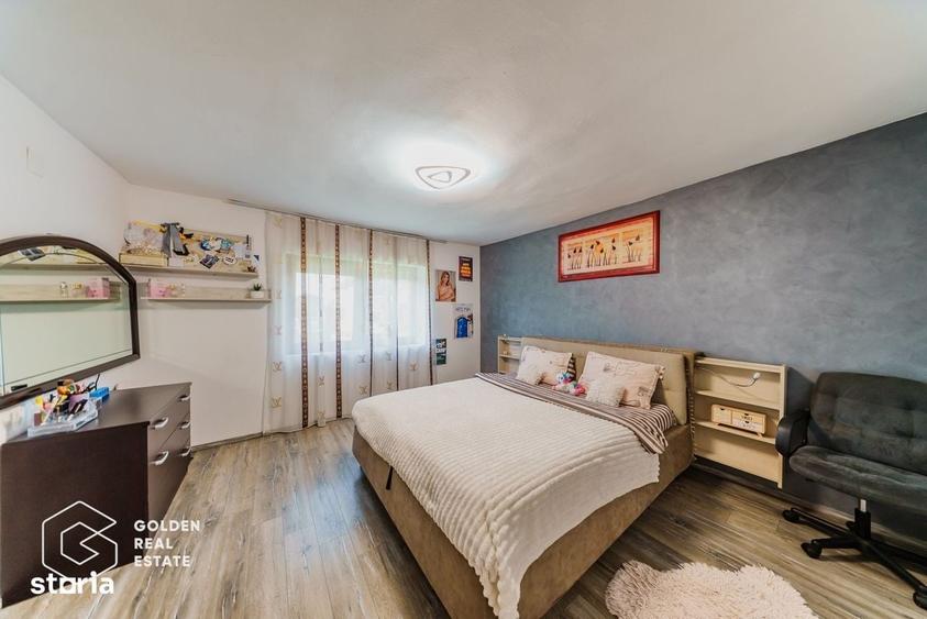 Casă cu 4 camere în Central