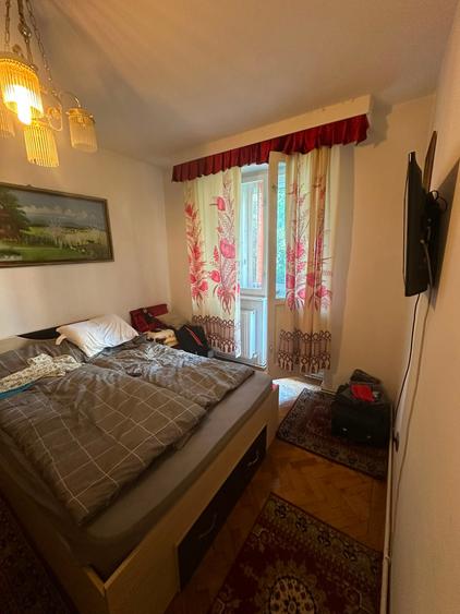 Apartament cu 2 camere semidecomandat în Calea București