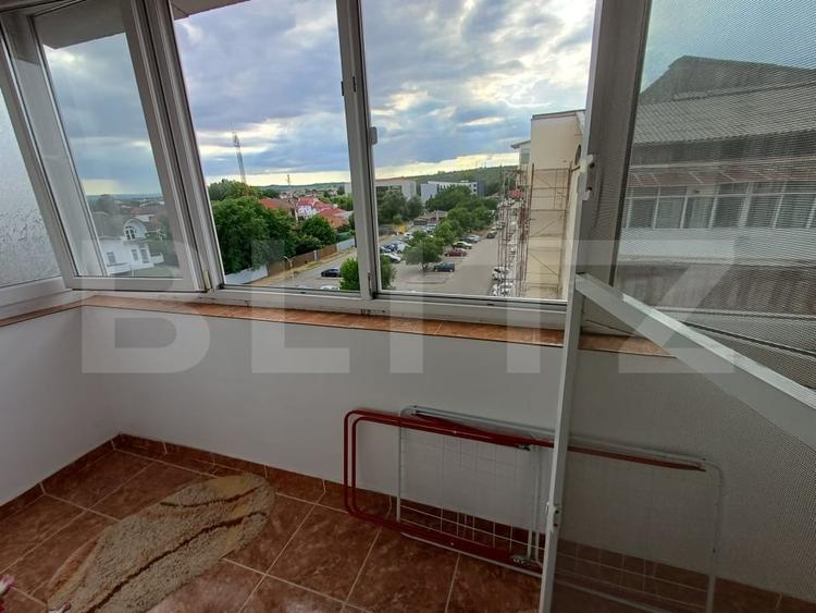 Apartament cu 2 camere decomandat, mobilat în Debarcader