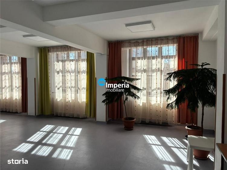 Spațiu comercial, de 64 mp, în Albești