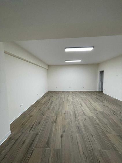 Spațiu comercial, de 52 mp, în Exterior Vest