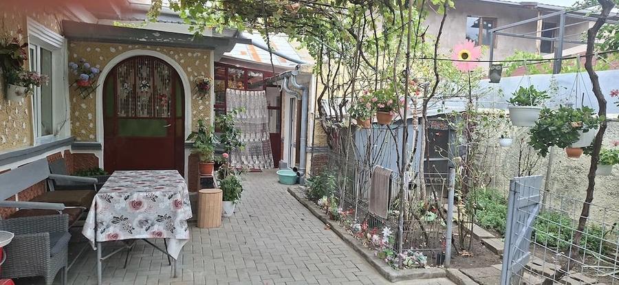 Casă cu 4 camere cu Teren 200 Mp în Măgurele