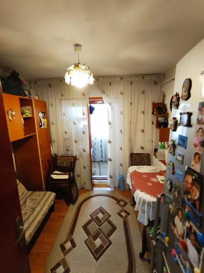 Apartament cu 2 camere decomandat în Lăpuș Argeș