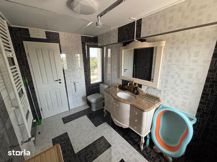 Apartament cu 2 camere decomandat, mobilat în Central