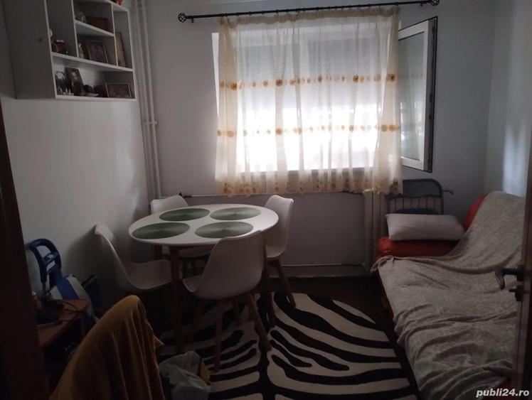Apartament cu 3 camere decomandat în Autogară