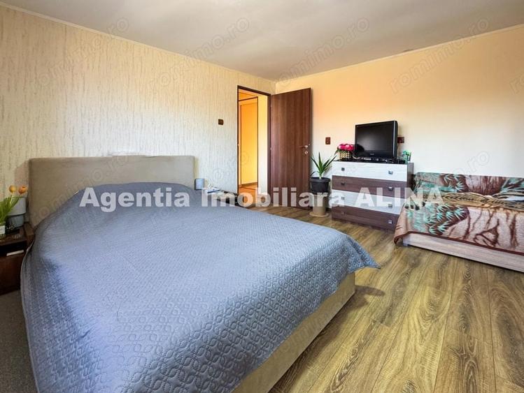 Casă cu Teren 989 Mp în Bejan