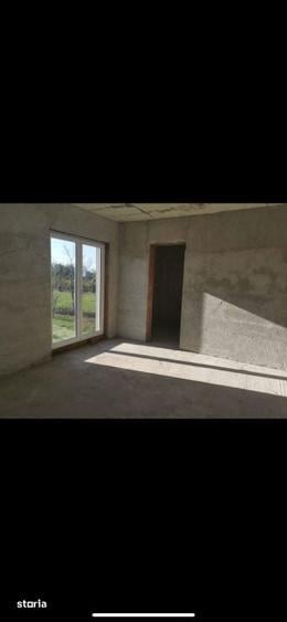 Casă cu 3 camere cu Teren 1000 Mp în Vetiș