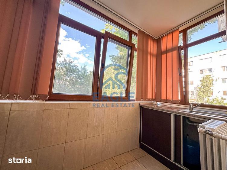 Apartament cu 3 camere decomandat, mobilat în Tomis Nord