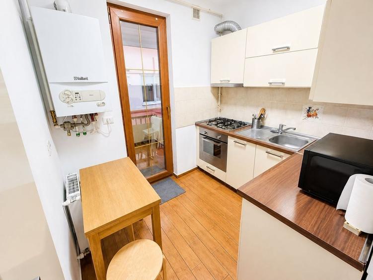 Apartament cu 2 camere decomandat în Floreasca