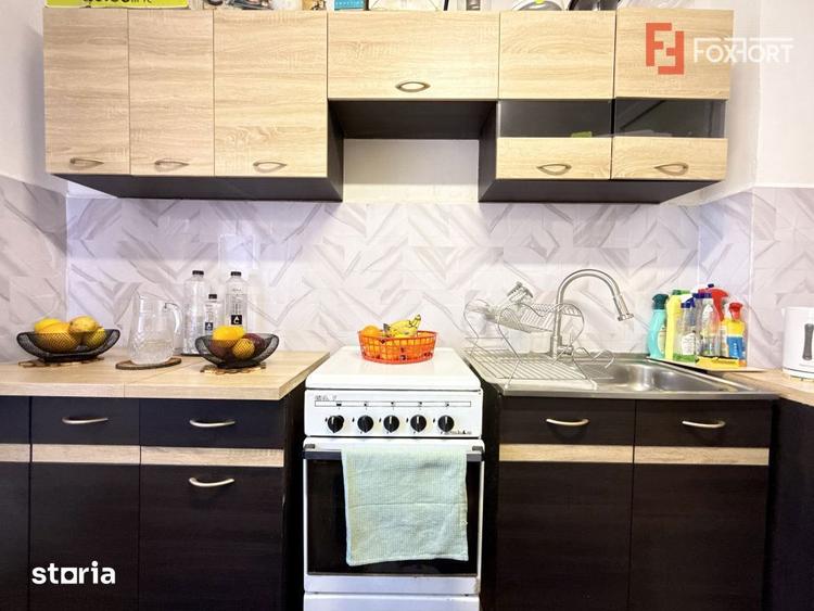 Apartament cu 2 camere semidecomandat, mobilat în Est