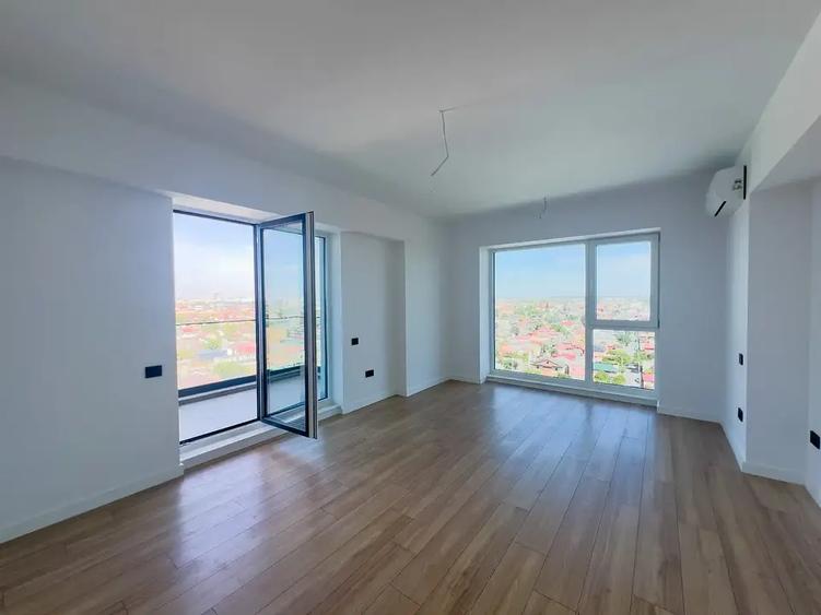 Apartament cu 4 camere semidecomandat în Titan