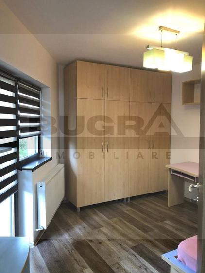 Apartament cu 3 camere semidecomandat în Bună Ziua