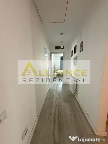 Casă cu 4 camere cu Teren 578 Mp în Central